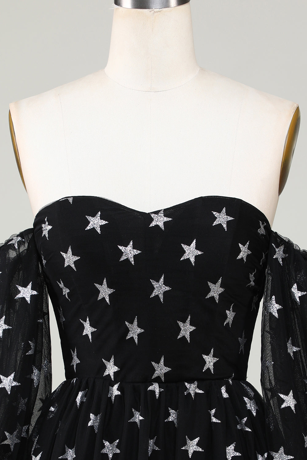 Robe de bal courte noire étoilée à épaules dénudées