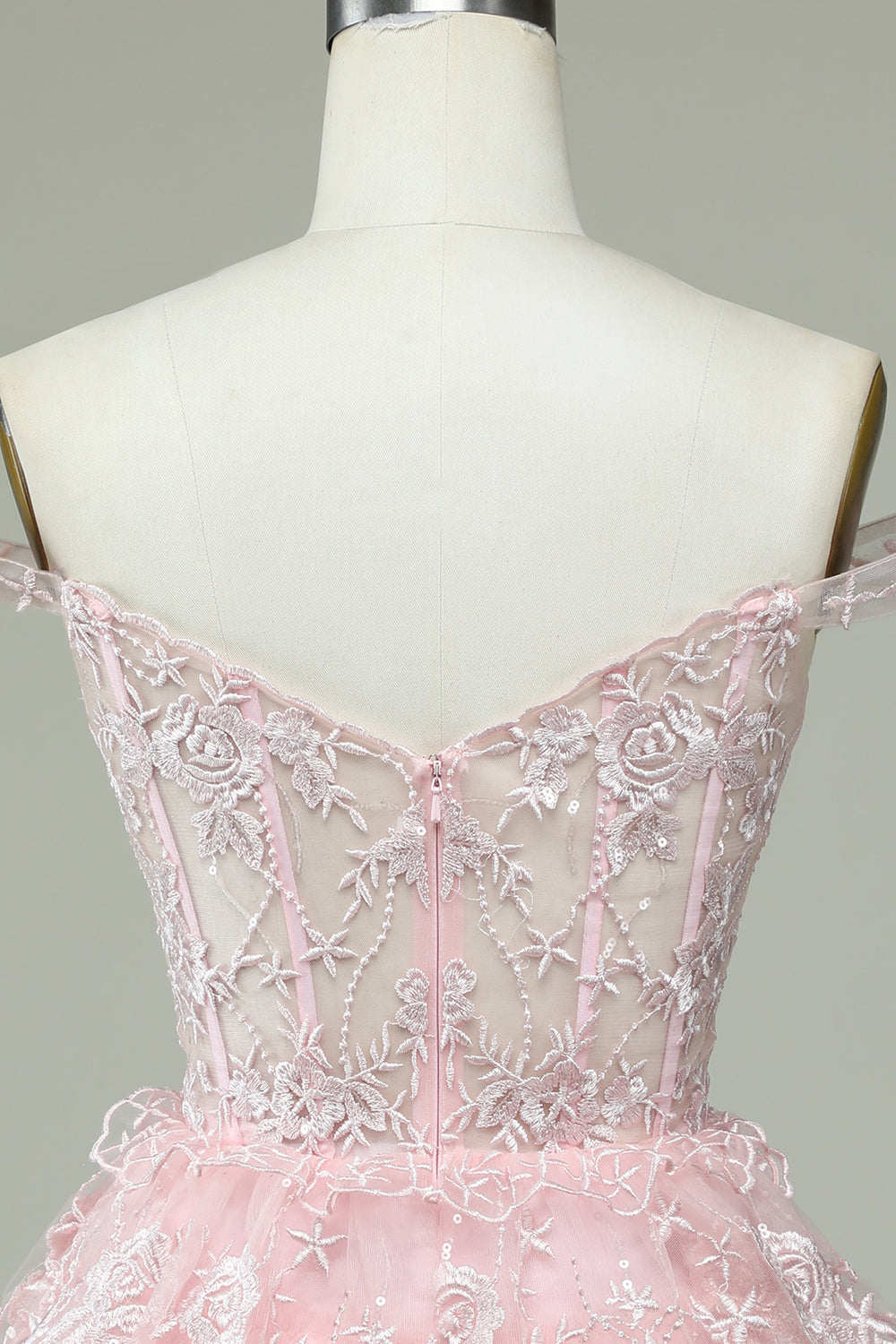Robe de bal de fin d'année rose mignonne avec corset et dentelle, coupe trapèze et épaules dénudées