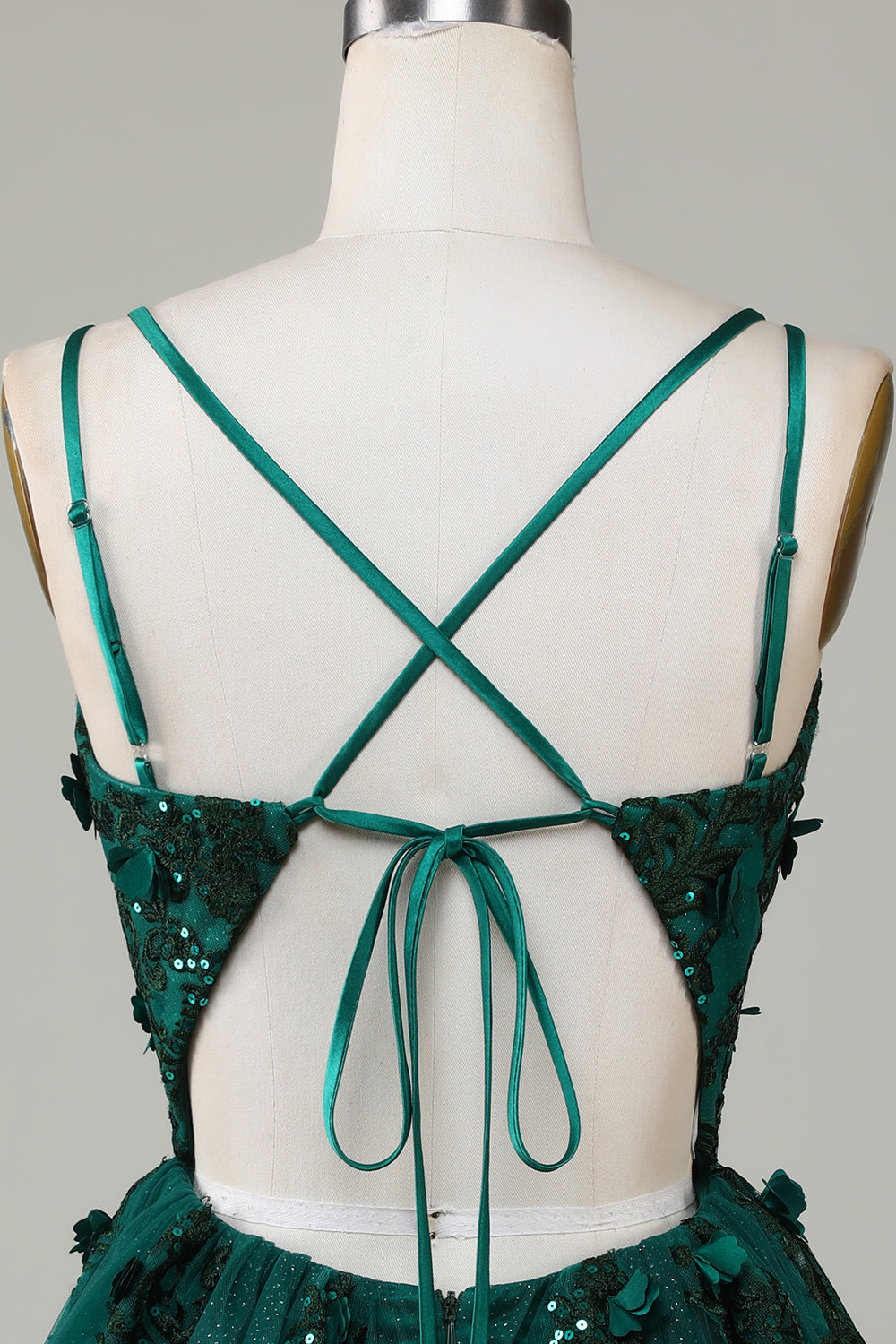 Robe courte de bal de promo trapèze vert foncé à fines bretelles élégante avec appliques et perles