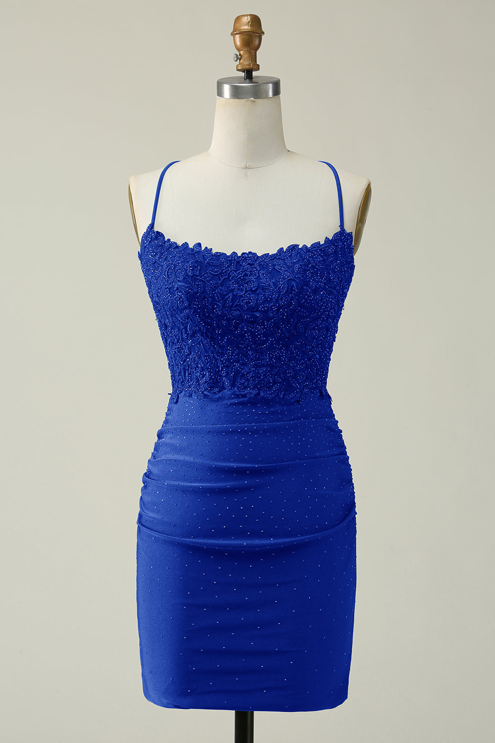 Robe de bal courte moulante rouge foncé à bretelles spaghetti avec appliques
