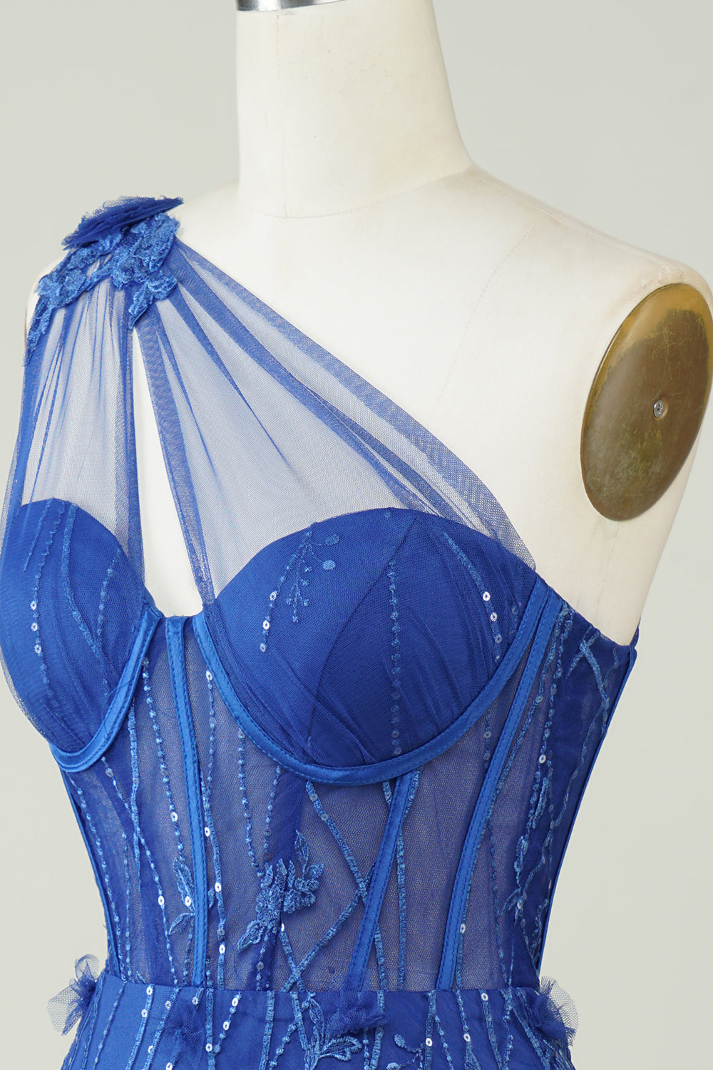 Robe de bal courte bleu roi fourreau asymétrique à une épaule avec appliqués