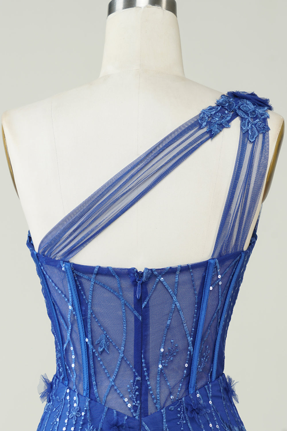 Robe de bal courte bleu roi fourreau asymétrique à une épaule avec appliqués