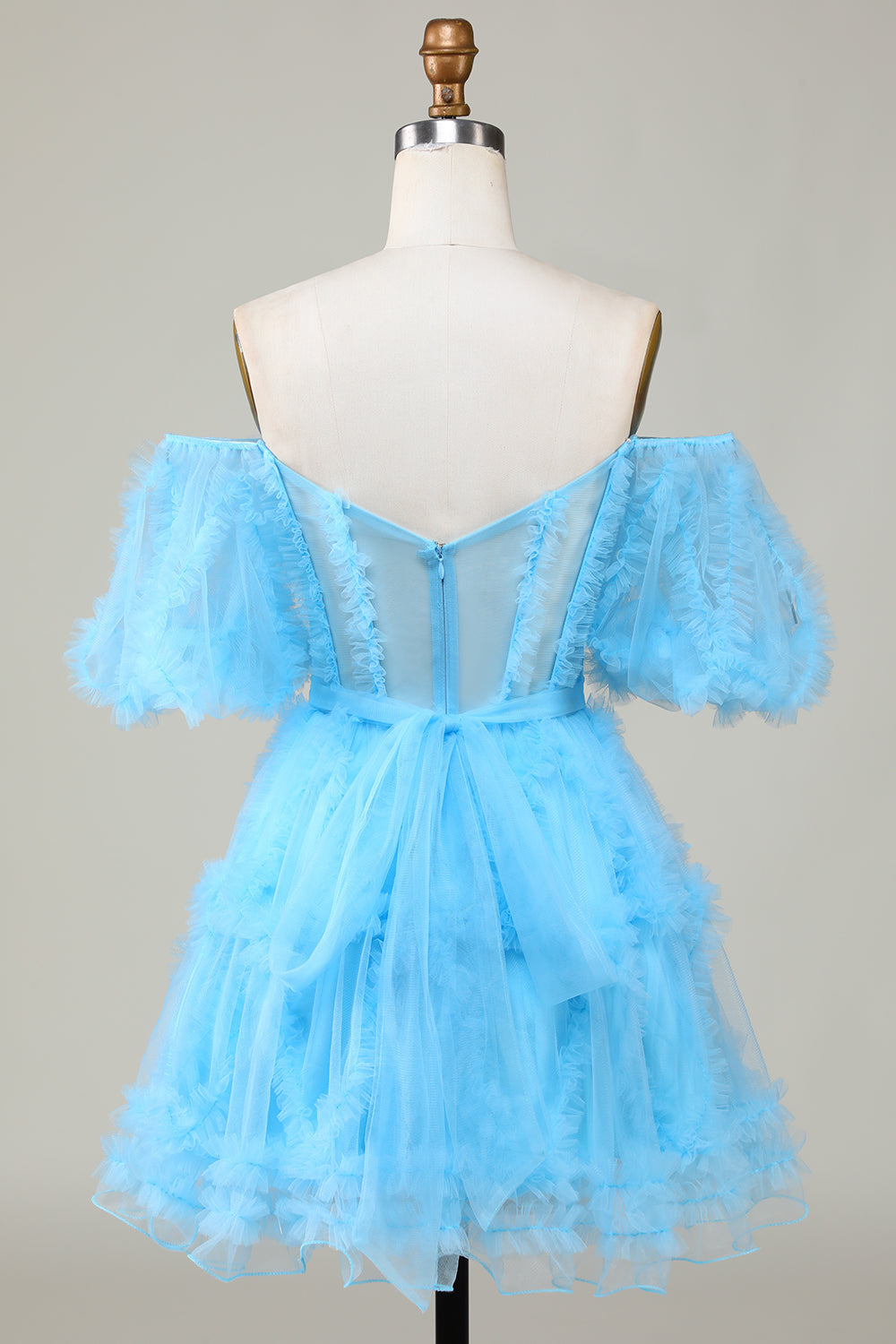 Robe de bal courte trapèze en tulle blush mignon à épaules dénudées