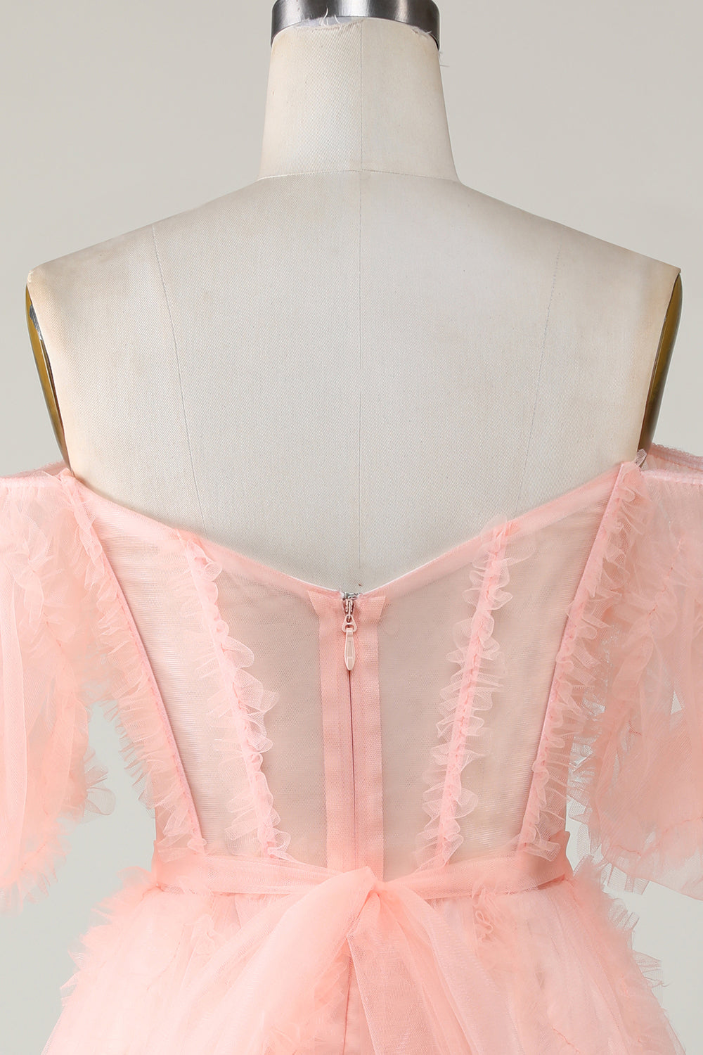 Robe de bal courte trapèze en tulle blush mignon à épaules dénudées