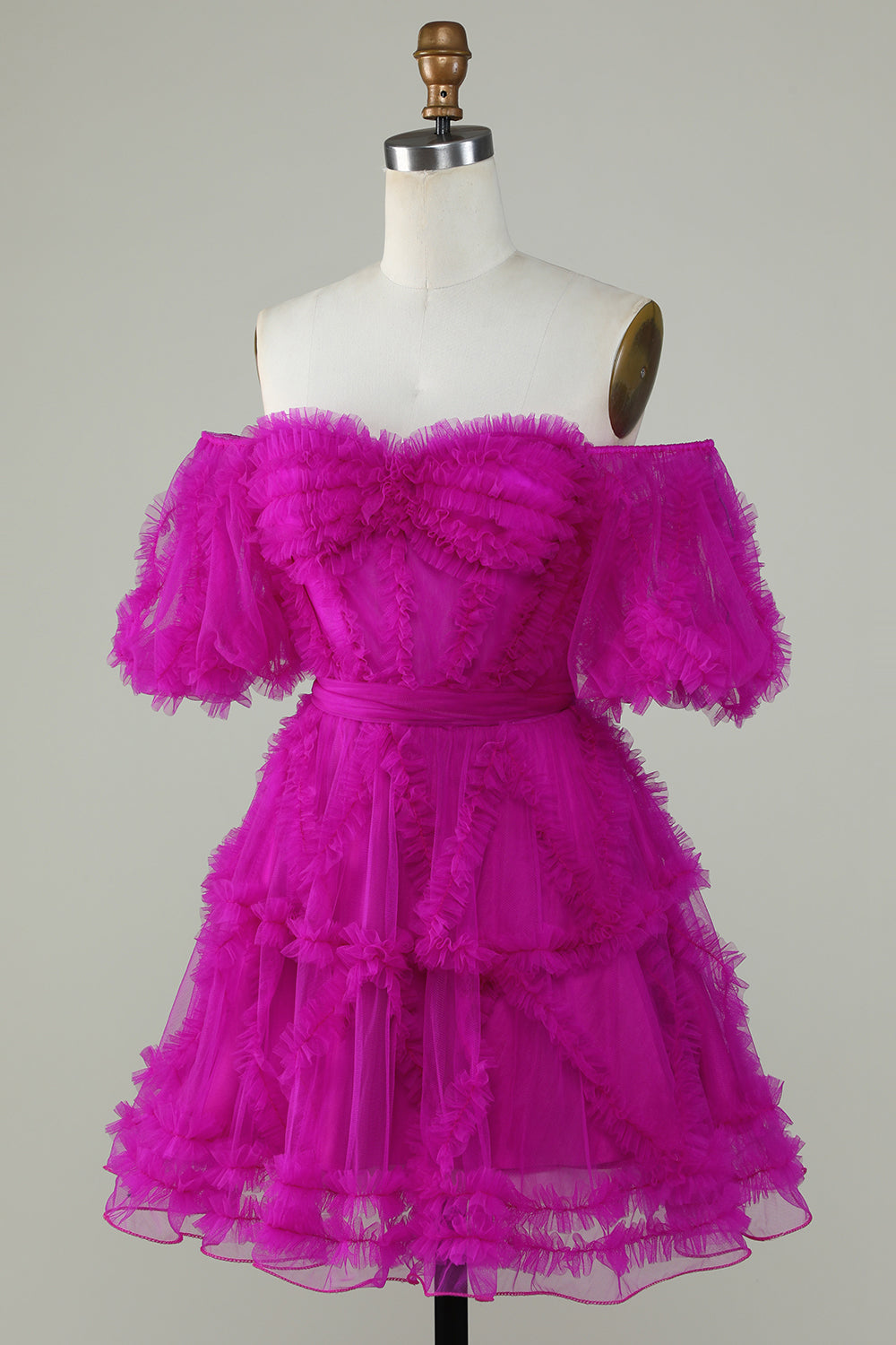 Robe de bal courte trapèze en tulle blush mignon à épaules dénudées