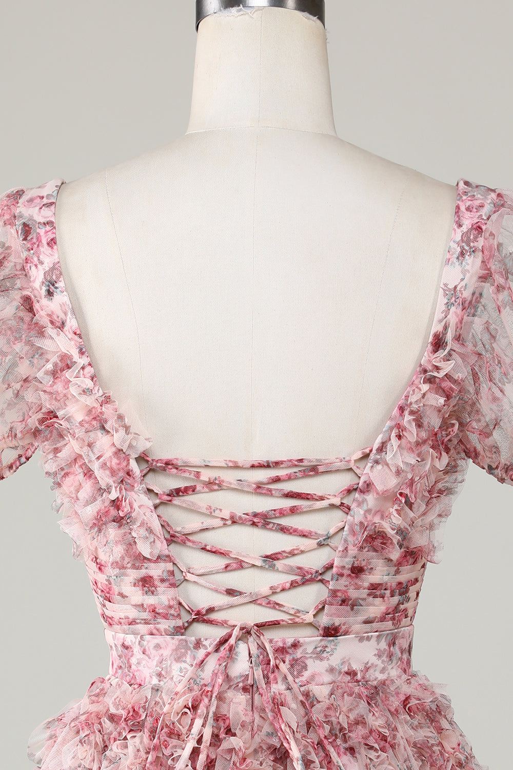 Robe de graduation trapèze mignonne à fleurs ivoires et rouges avec volants