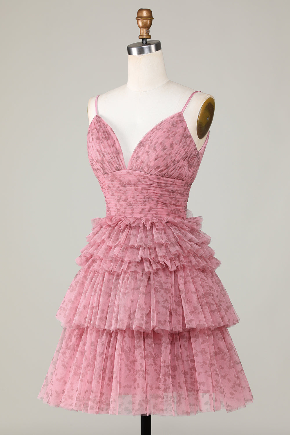Jolie robe de bal rose poudré évasée à fines bretelles et volants