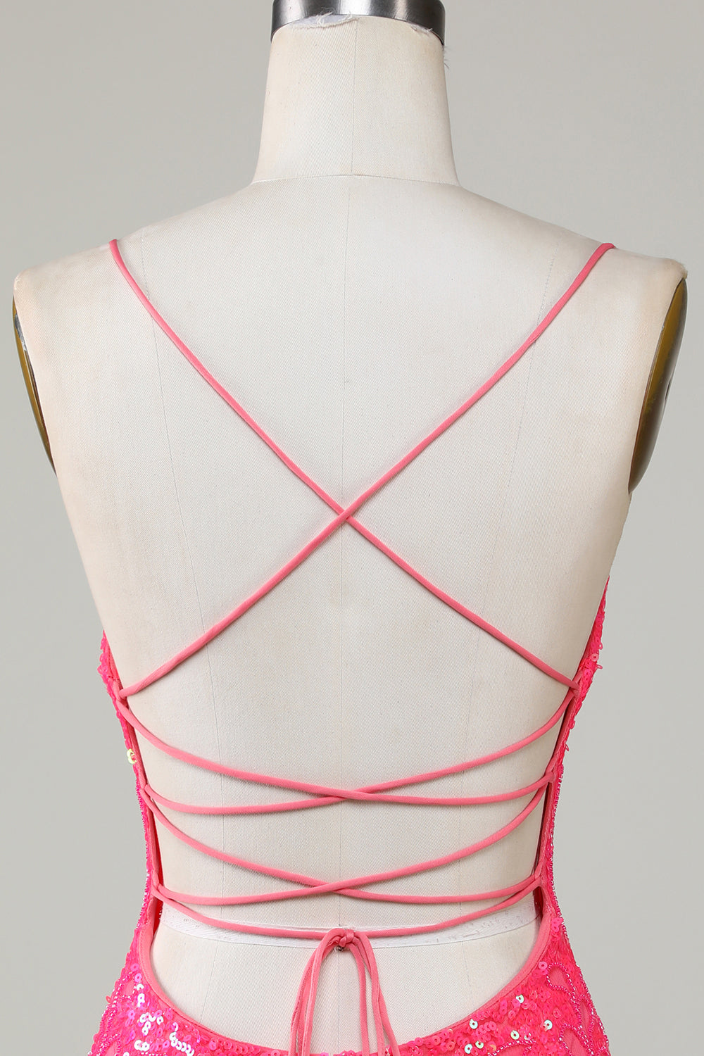Robe courte moulante de bal de fin d'année, ornée de perles, couleur fuchsia scintillante
