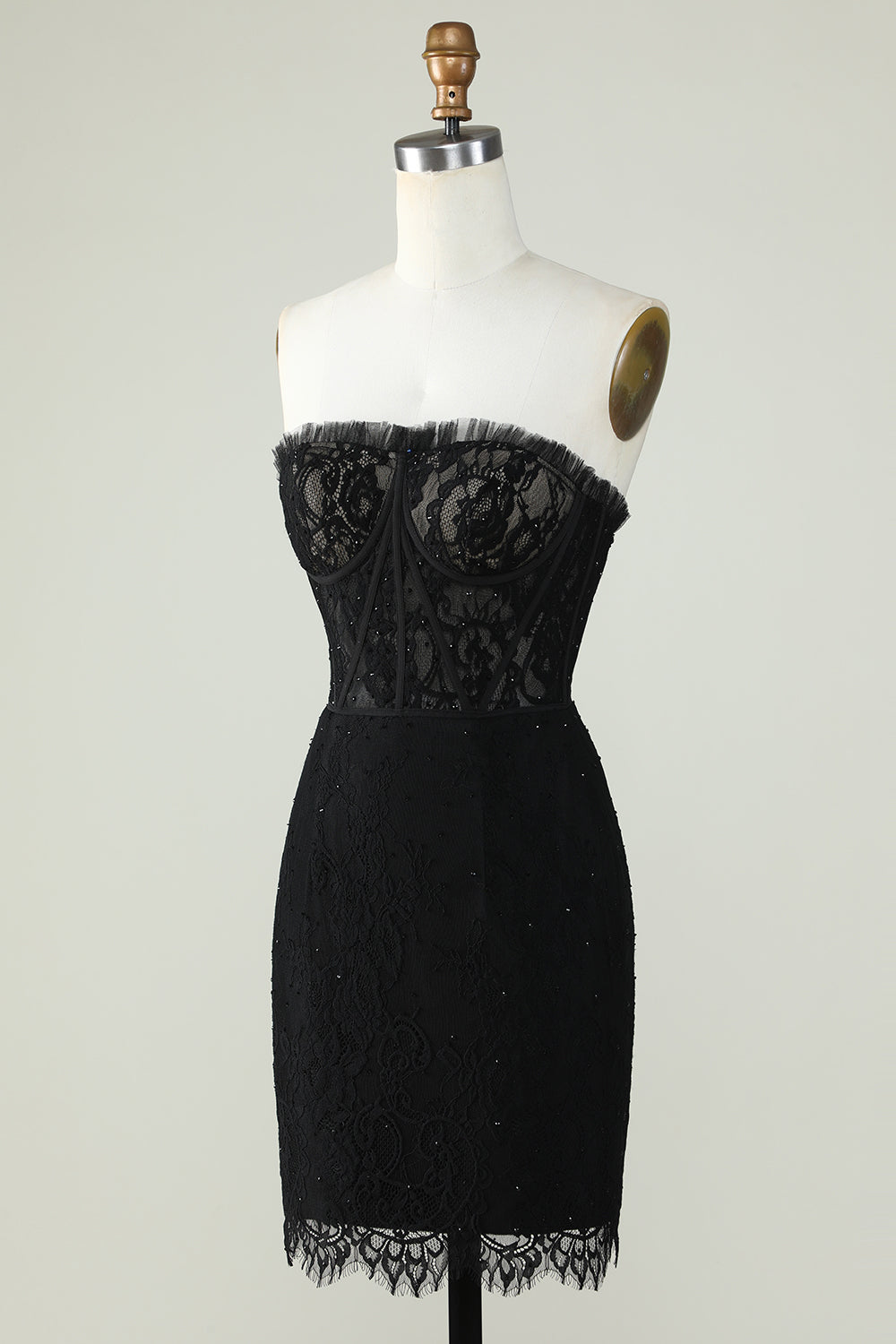 Robe de diplôme noire sans bretelles avec perles