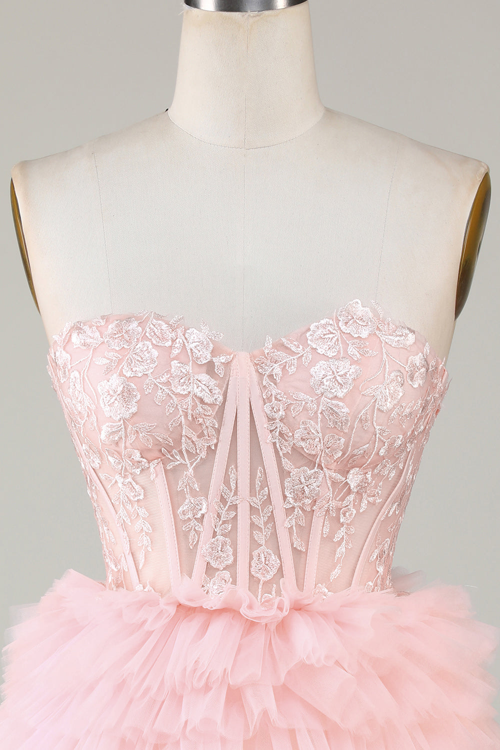 Mignonne robe de bal courte bleue en corset ligne A cœur avec volants