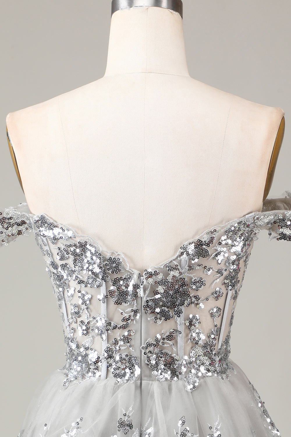 Robe de soirée courte trapèze avec corset rouge scintillant en dentelle à plusieurs niveaux