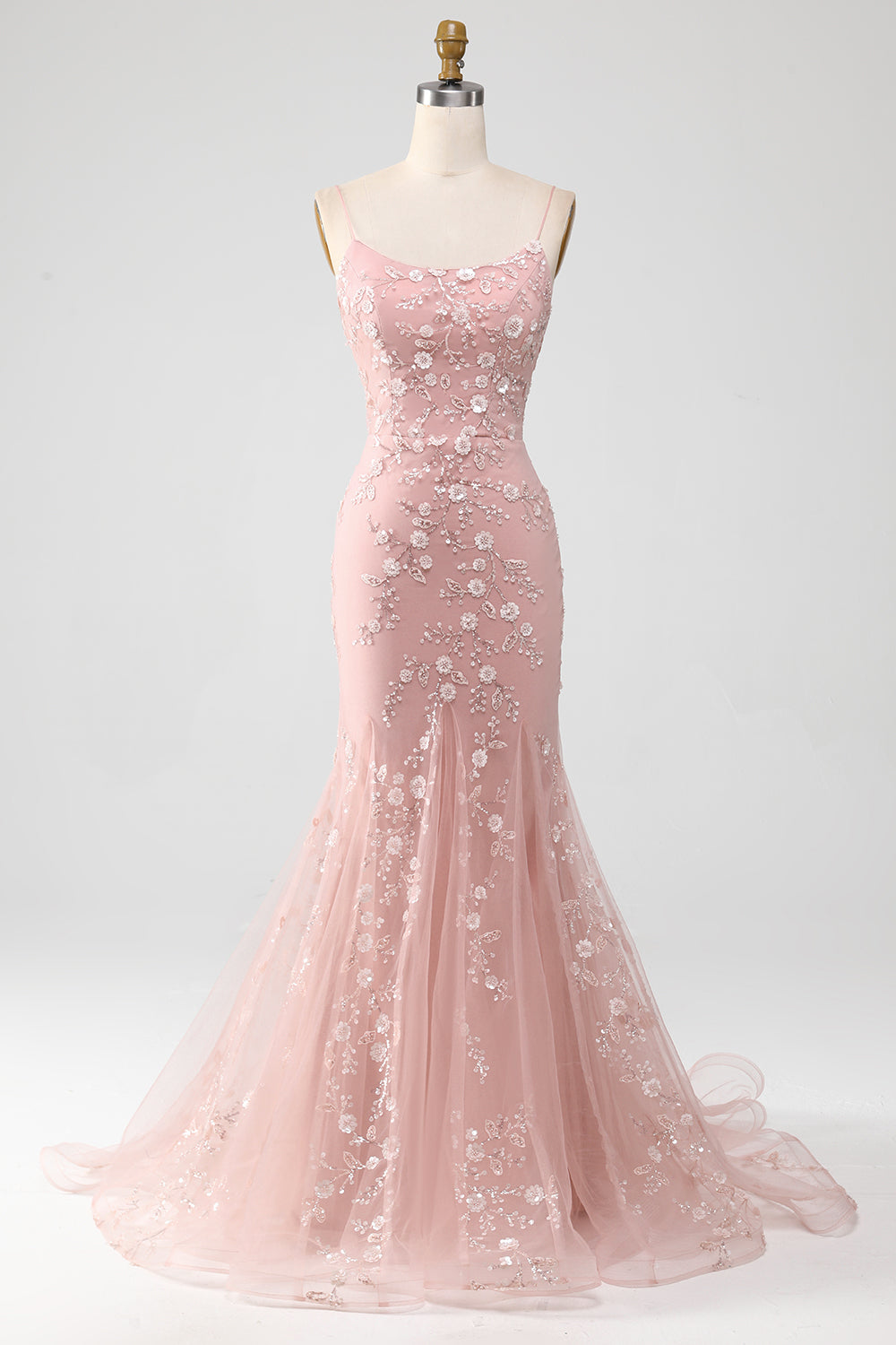 Robe de bal sirène rose pâle à fines bretelles et appliqués