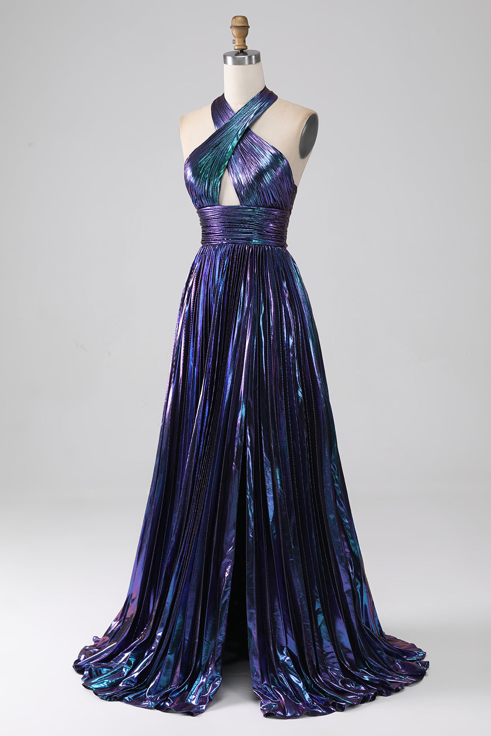 Vestido de Fiesta Morado Brillante con Cuello Halter y Plisado Línea A