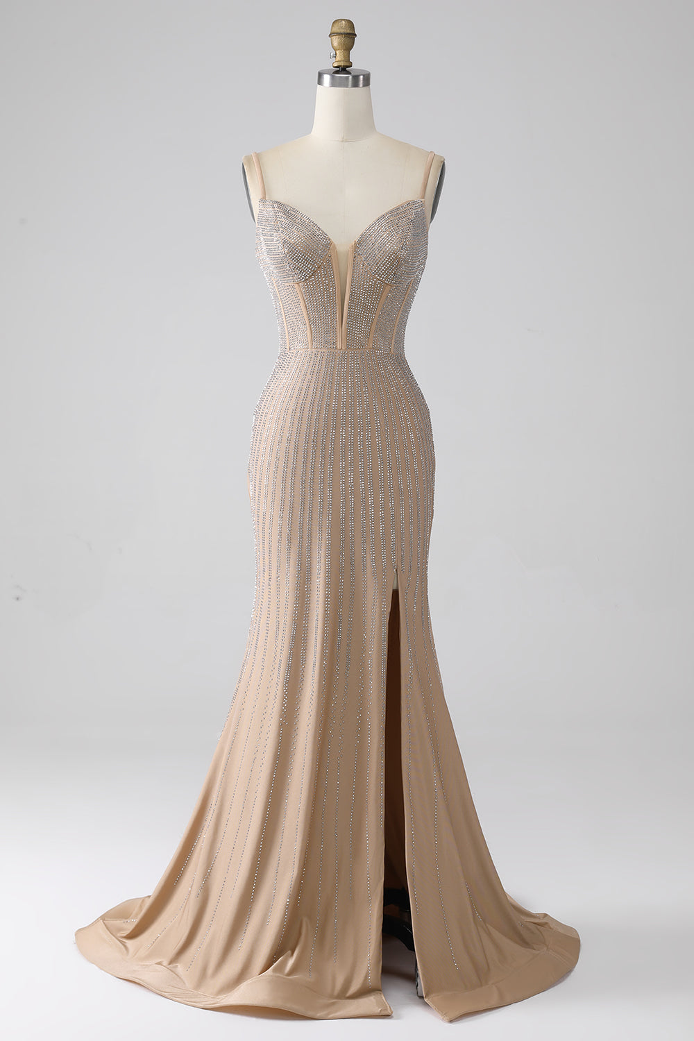 Robe de bal longue sirène champagne pailletée à bretelles spaghetti et fente
