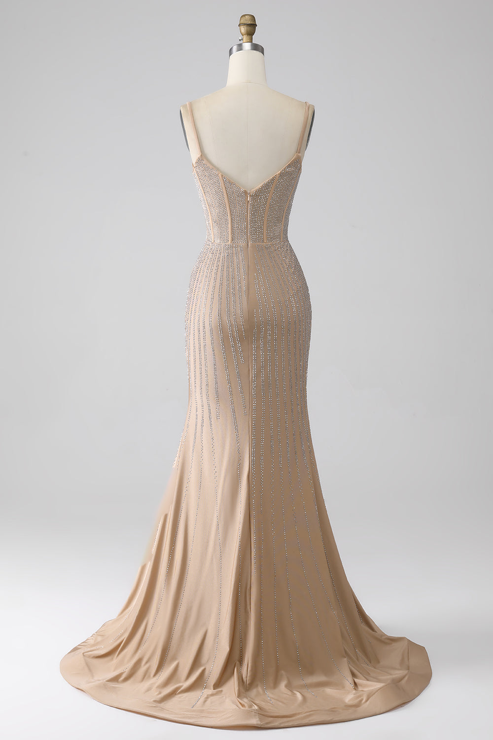 Robe de bal longue sirène champagne pailletée à bretelles spaghetti et fente
