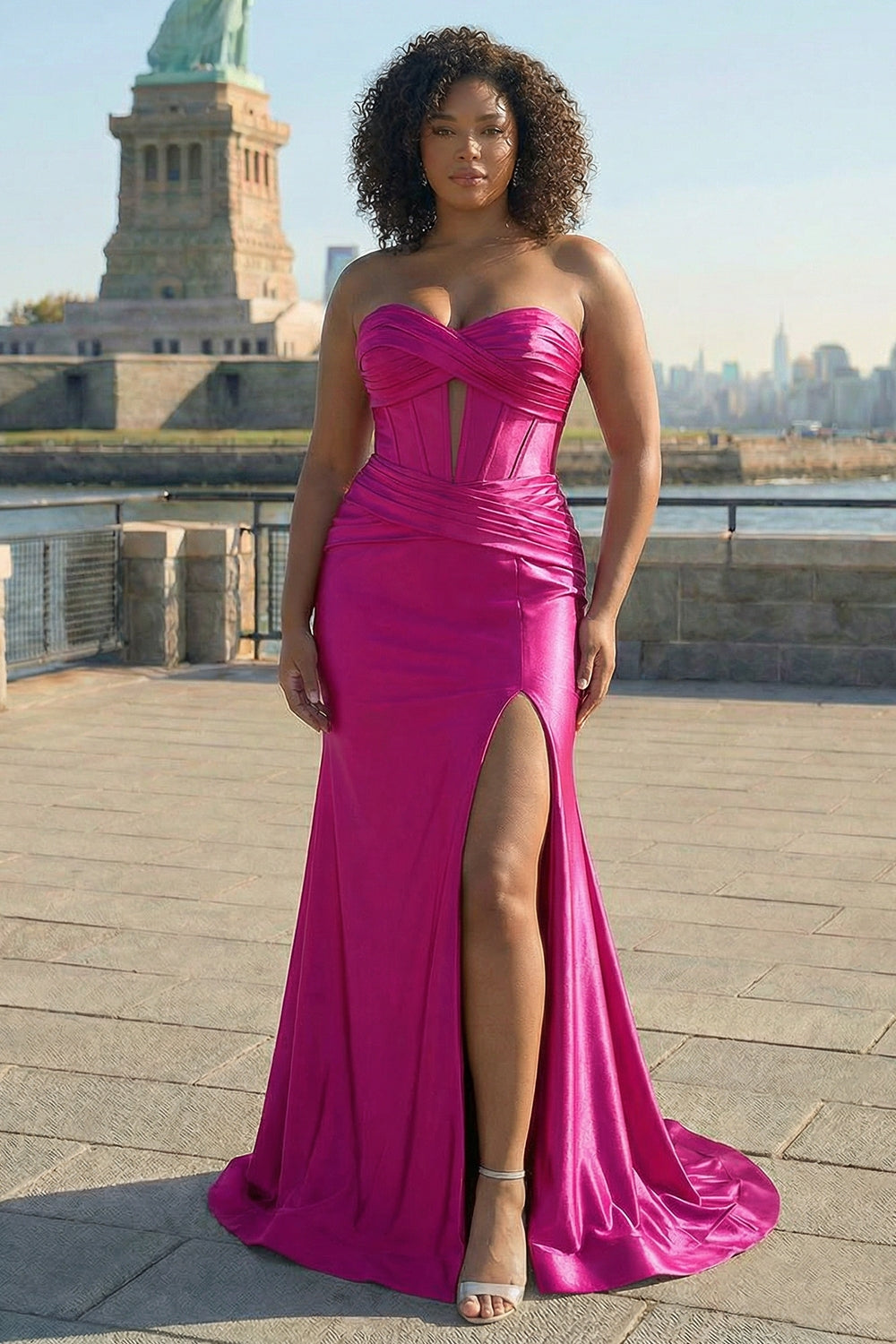 Robe de bal bustier fuchsia sirène scintillante avec fente