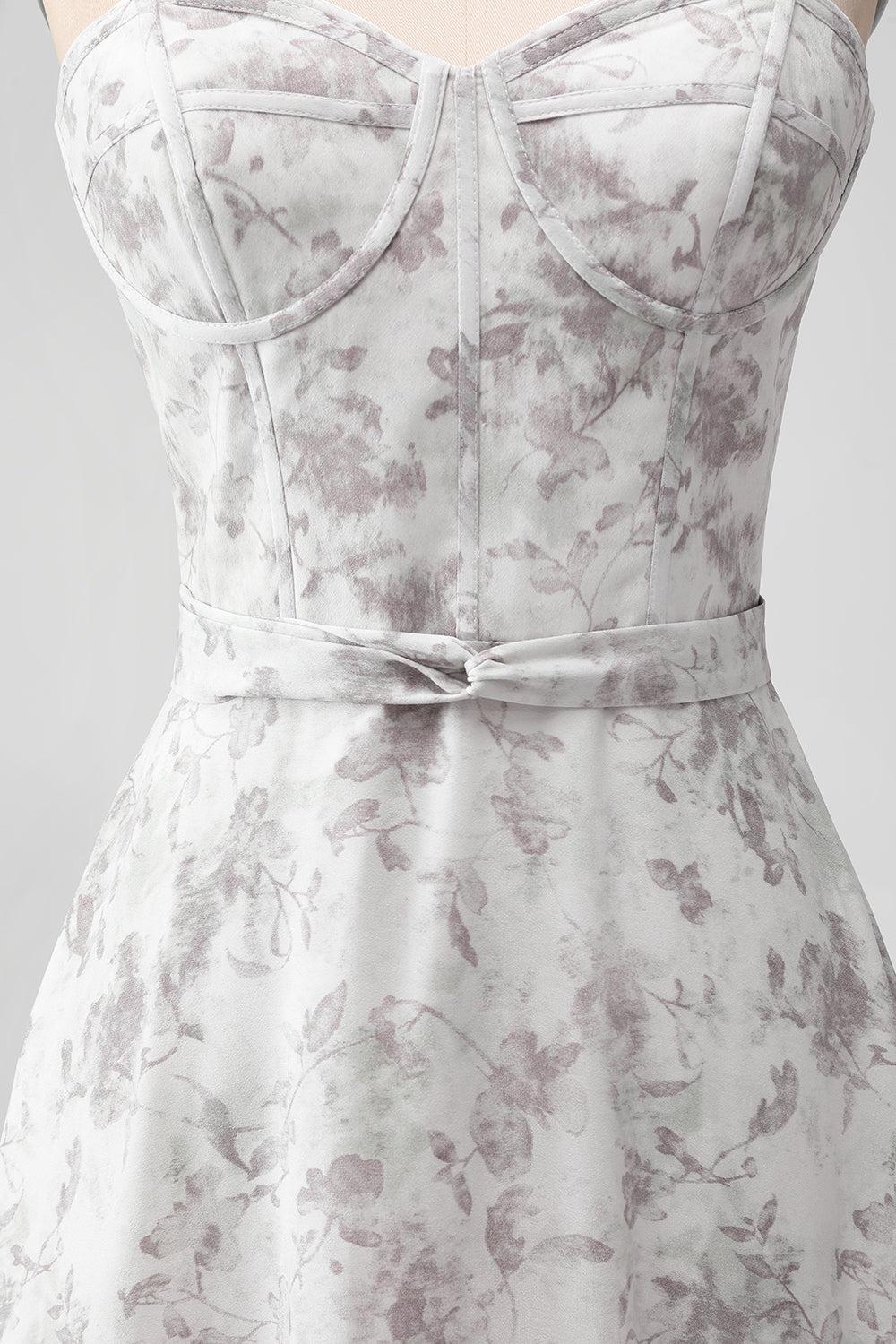 Robe de demoiselle d'honneur A-line à bretelles spaghetti, fleurs blanches et marron, avec volants