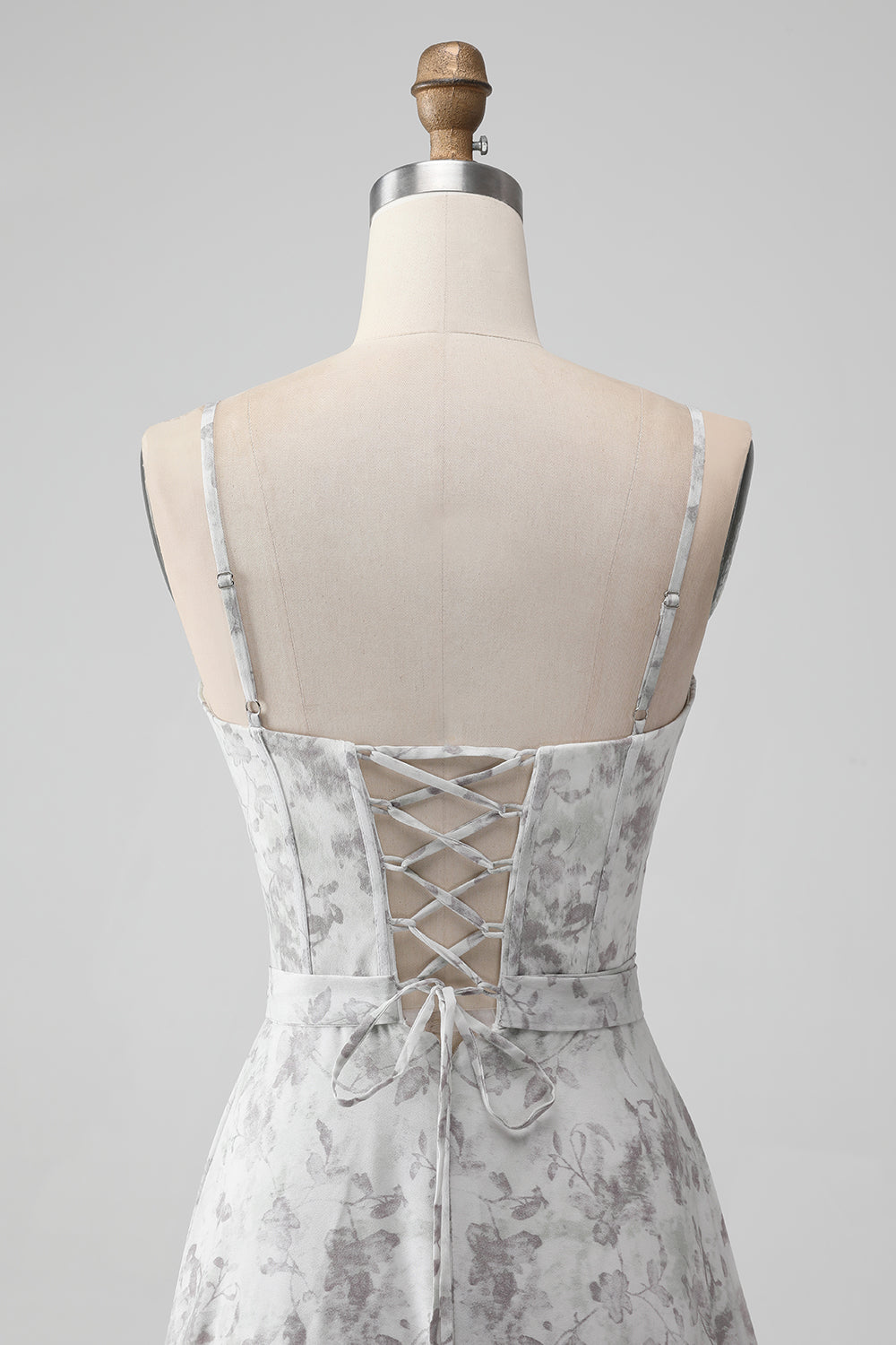 Robe de demoiselle d'honneur A-line à bretelles spaghetti, fleurs blanches et marron, avec volants