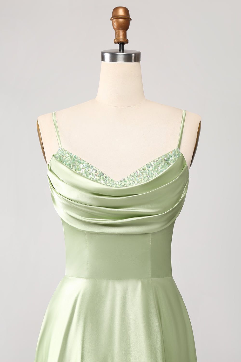 Robe de bal longue en satin coupe A à col bénitier Dusty Sage