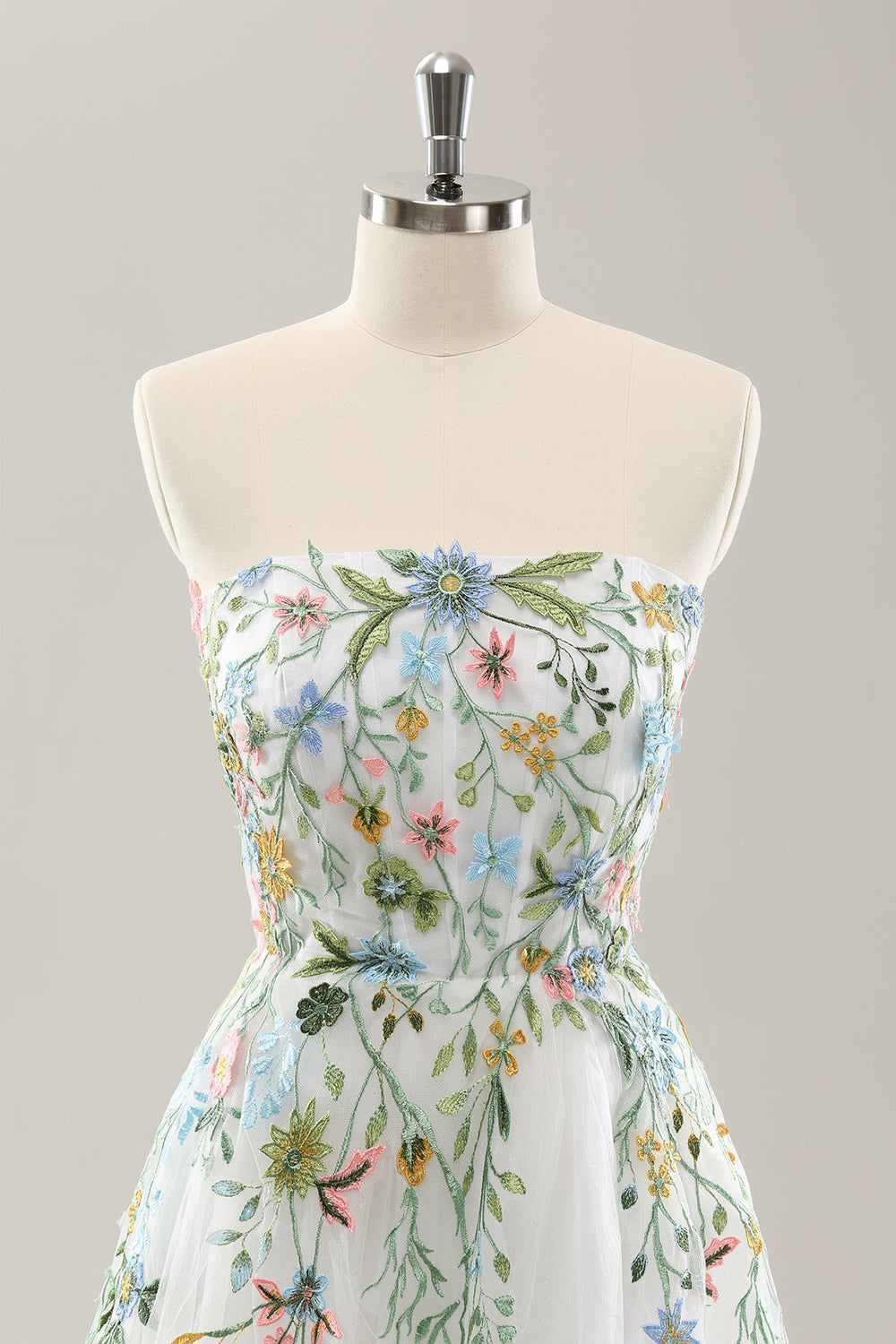 Robe de mariée bustier blanche évasée en tulle à fleurs 3D avec fente