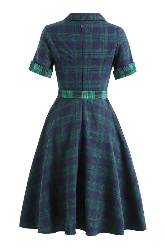Vestido a cuadros verde de los años 50