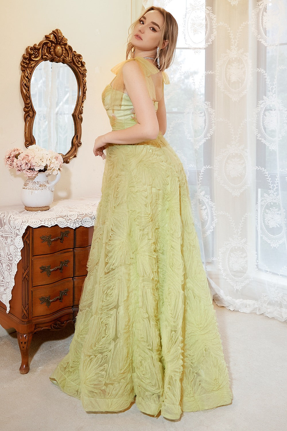A Line Spaghetti Straps Light Green Tulle Plus Size Prom Dress
