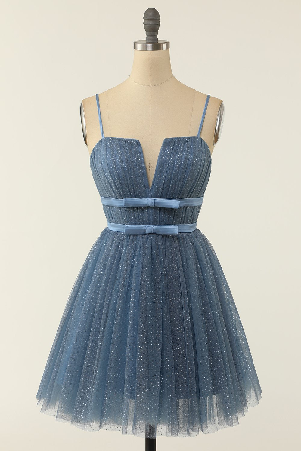 Vestido de graduación corto azul gris de tirantes espagueti línea A