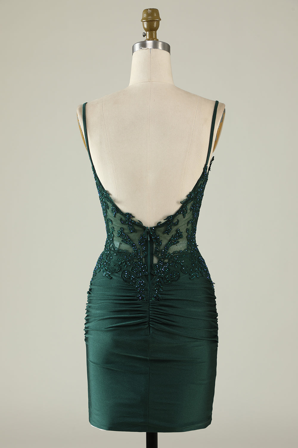 Robe courte de bal moulante bleu roi à bretelles spaghetti et perles