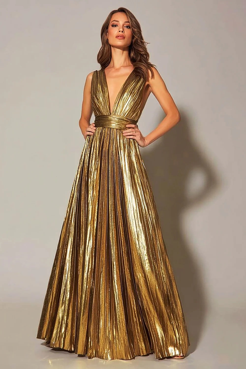 Robe de soirée plissée coupe trapèze doré métallisé
