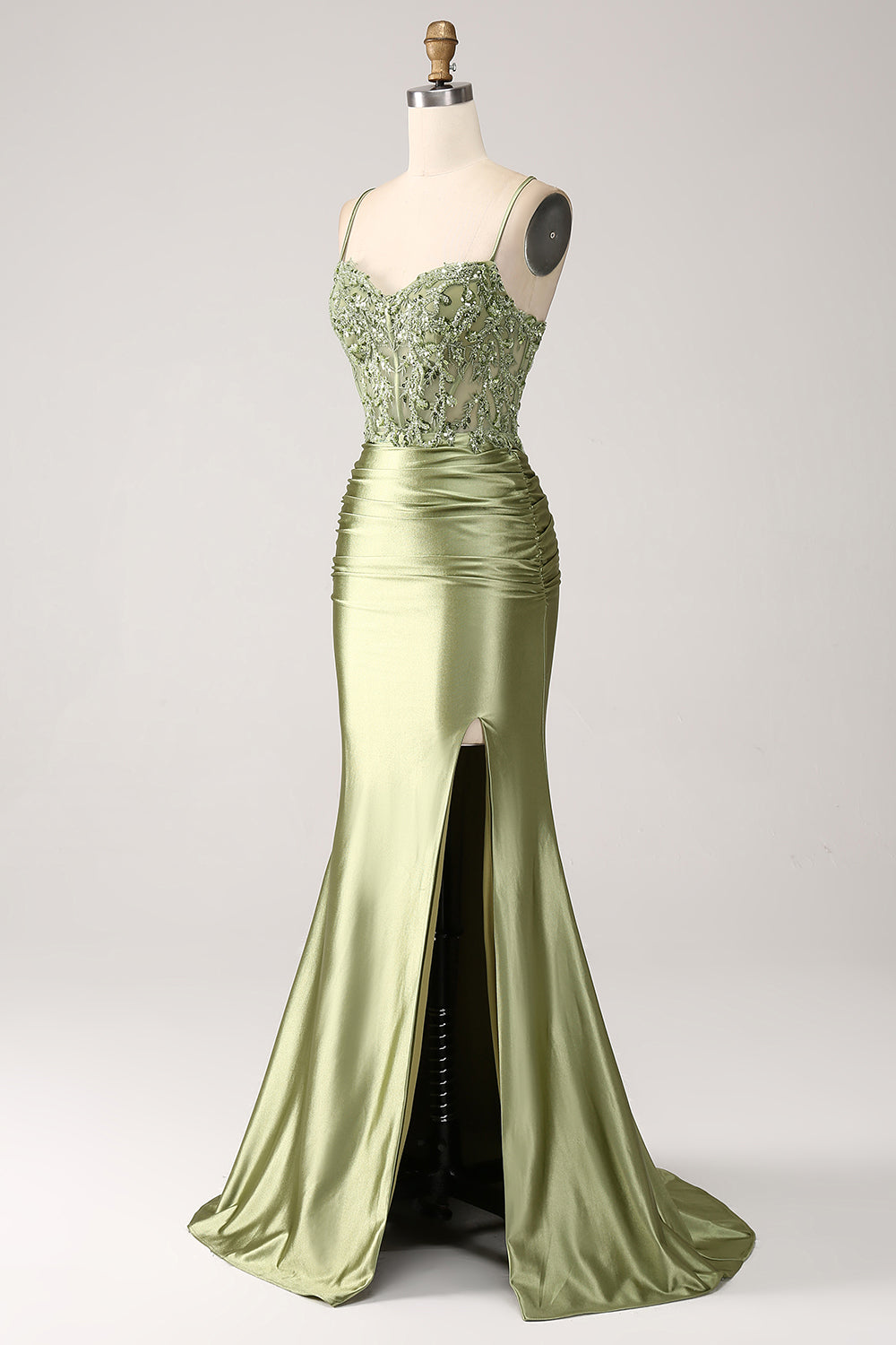 Vestido de Graduación Sirena Verde Salvia con Tirantes Finos, Espalda con Cordones y Abertura