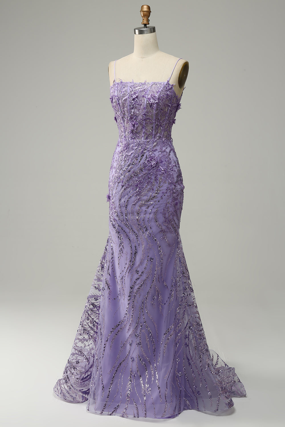 Robe de bal sirène violette à fines bretelles avec perles